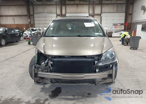 2008 Honda Odyssey Touring z USA, uszkodzony, nr VIN 5FNRL38908B092758